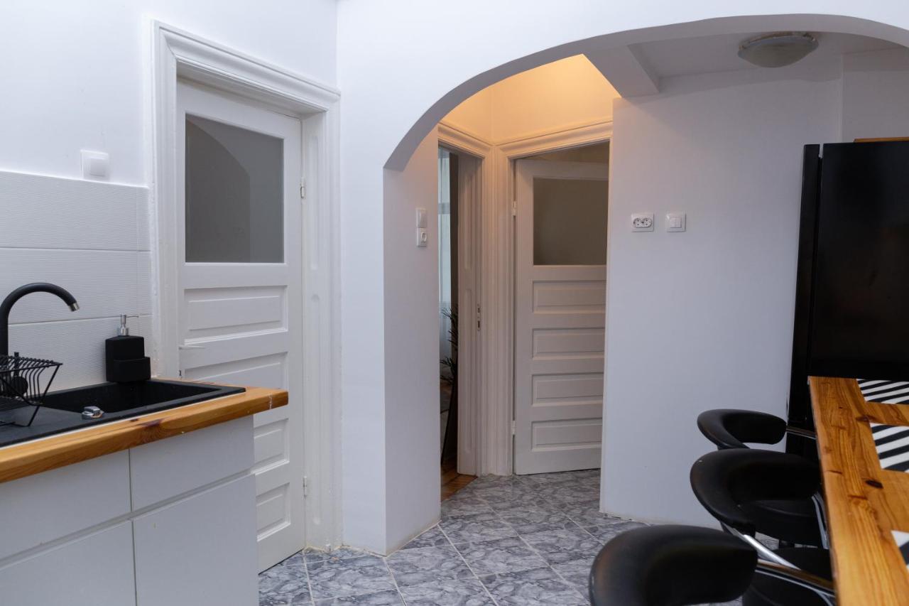 Color Aparments Coposu Blv Apartment Букурещ Екстериор снимка