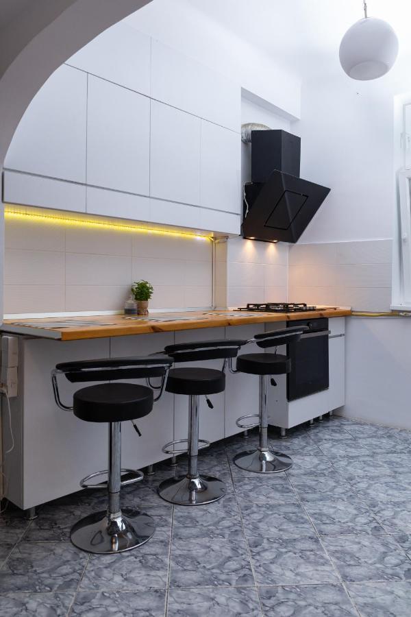 Color Aparments Coposu Blv Apartment Букурещ Екстериор снимка