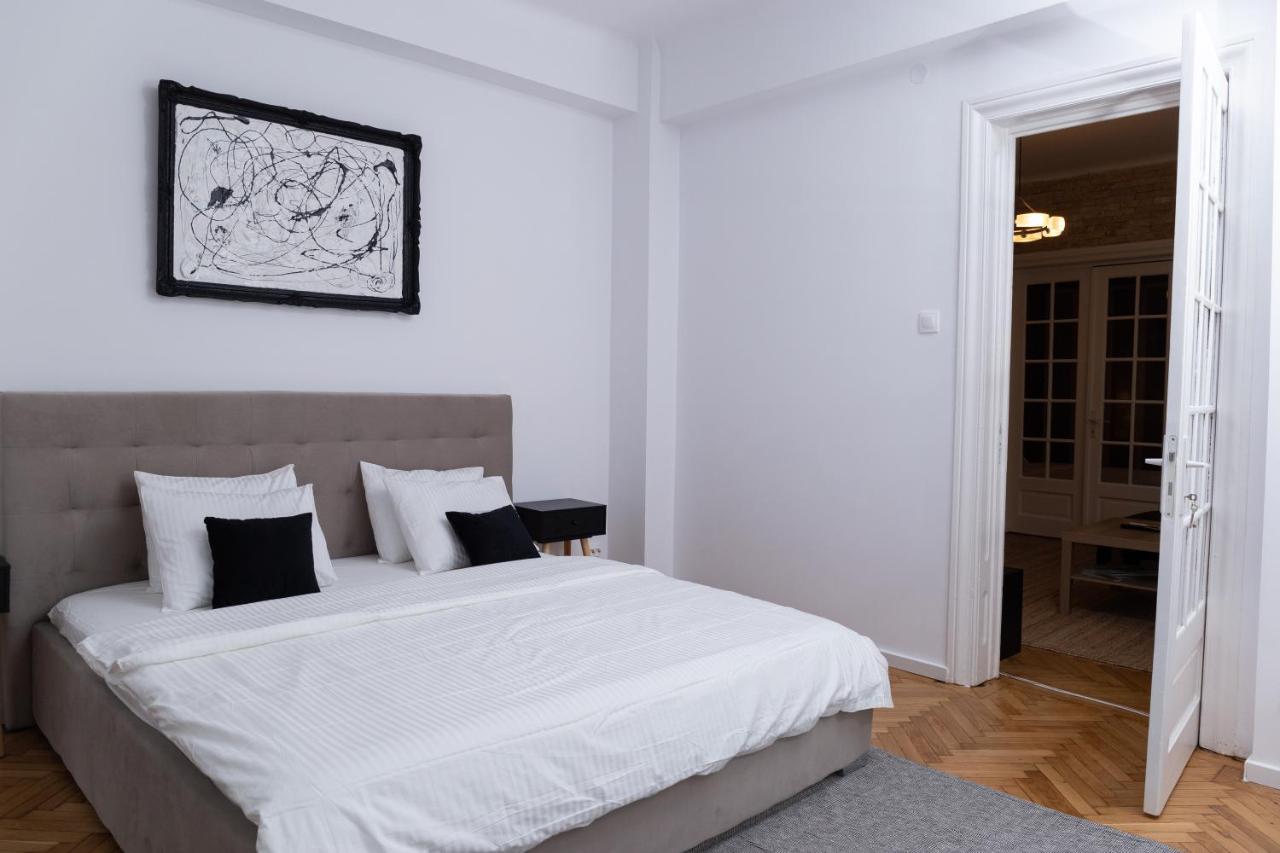 Color Aparments Coposu Blv Apartment Букурещ Екстериор снимка