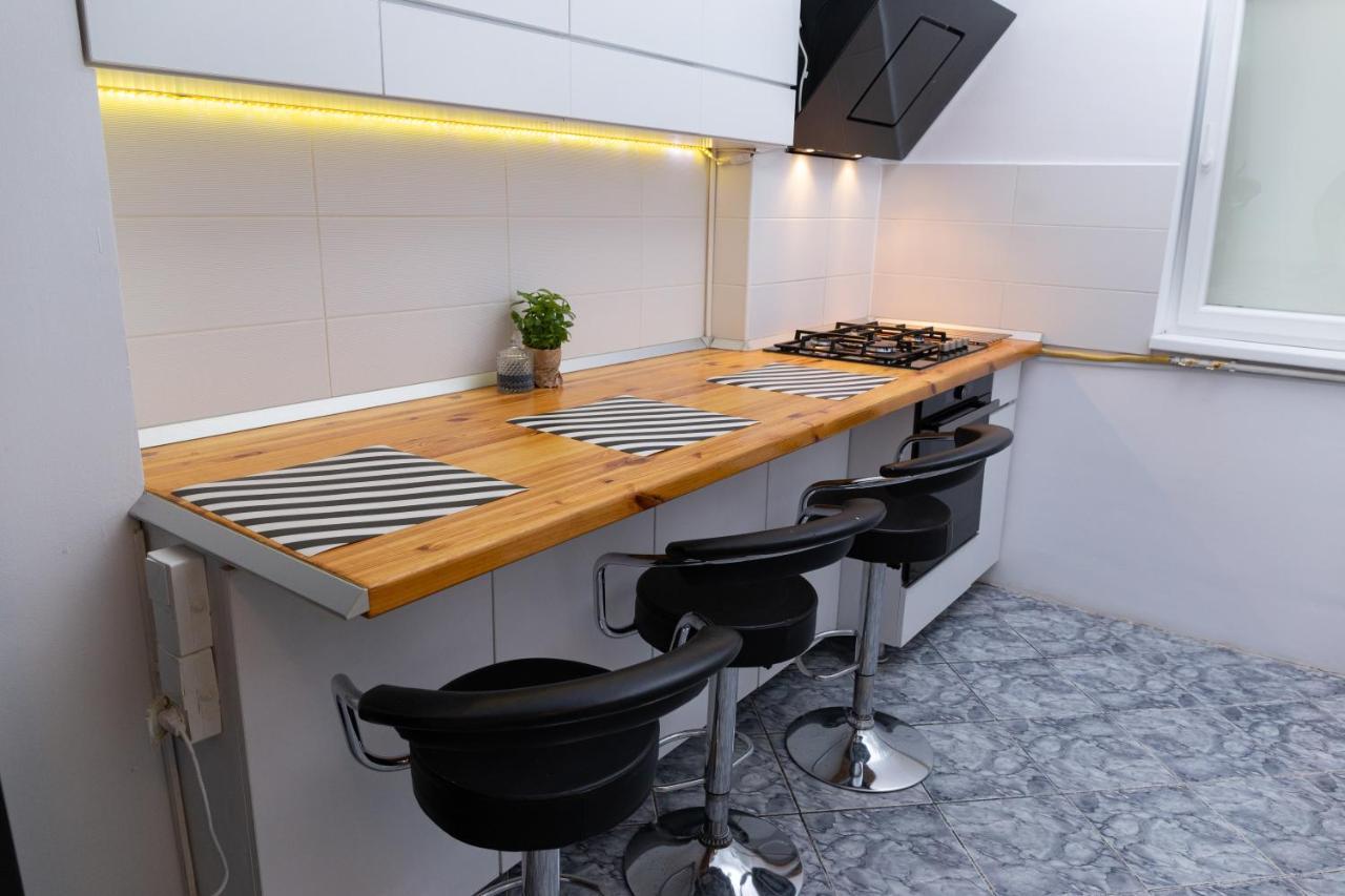 Color Aparments Coposu Blv Apartment Букурещ Екстериор снимка